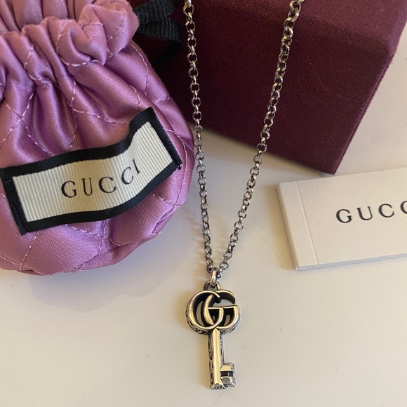 gucci marmont silver